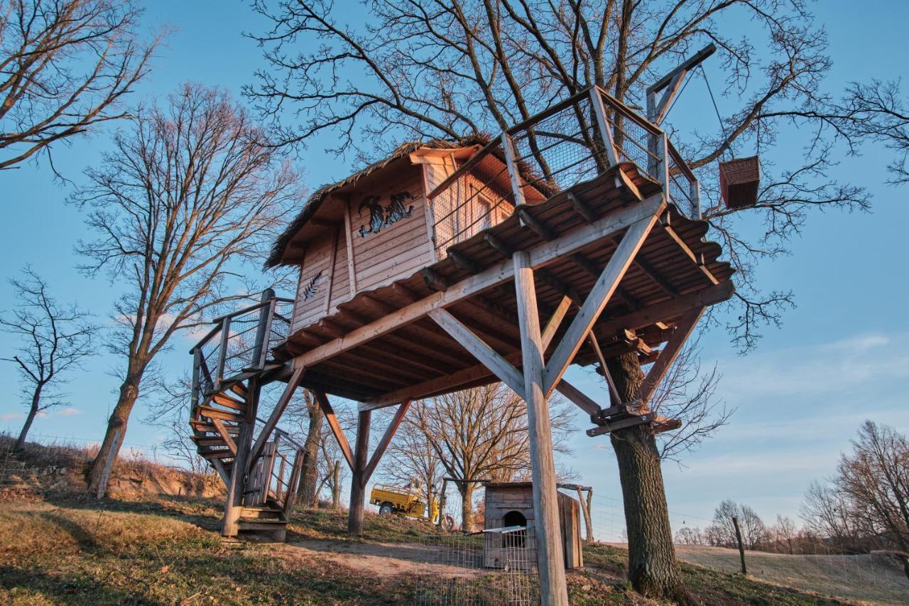 Treehouse Kremilek Villa Jesenice  Dış mekan fotoğraf