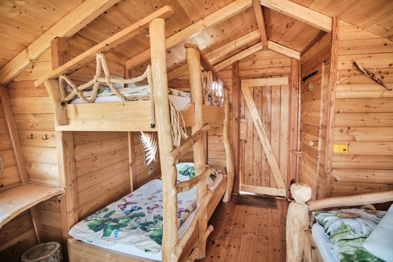 Treehouse Kremilek Villa Jesenice  Dış mekan fotoğraf